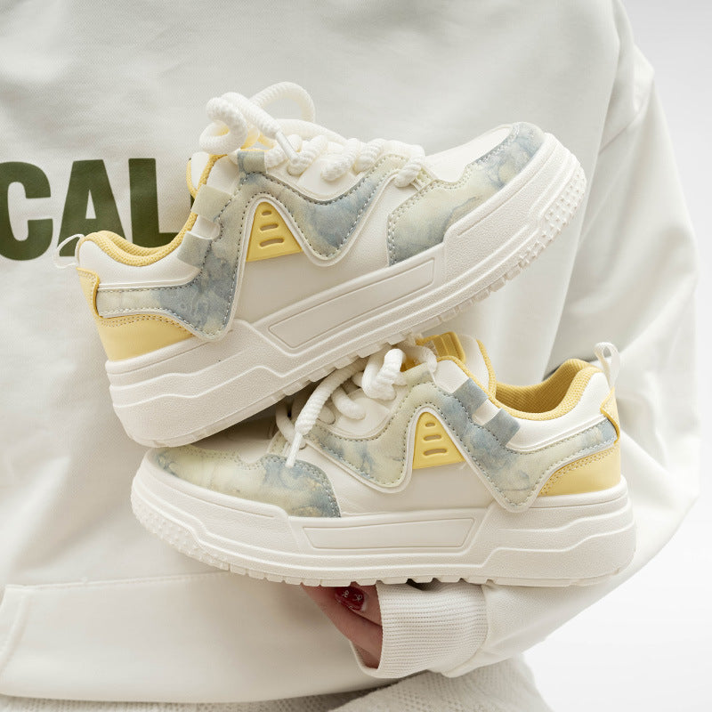 Damen Sneakers mit innovativer Sohle und coolem Design
