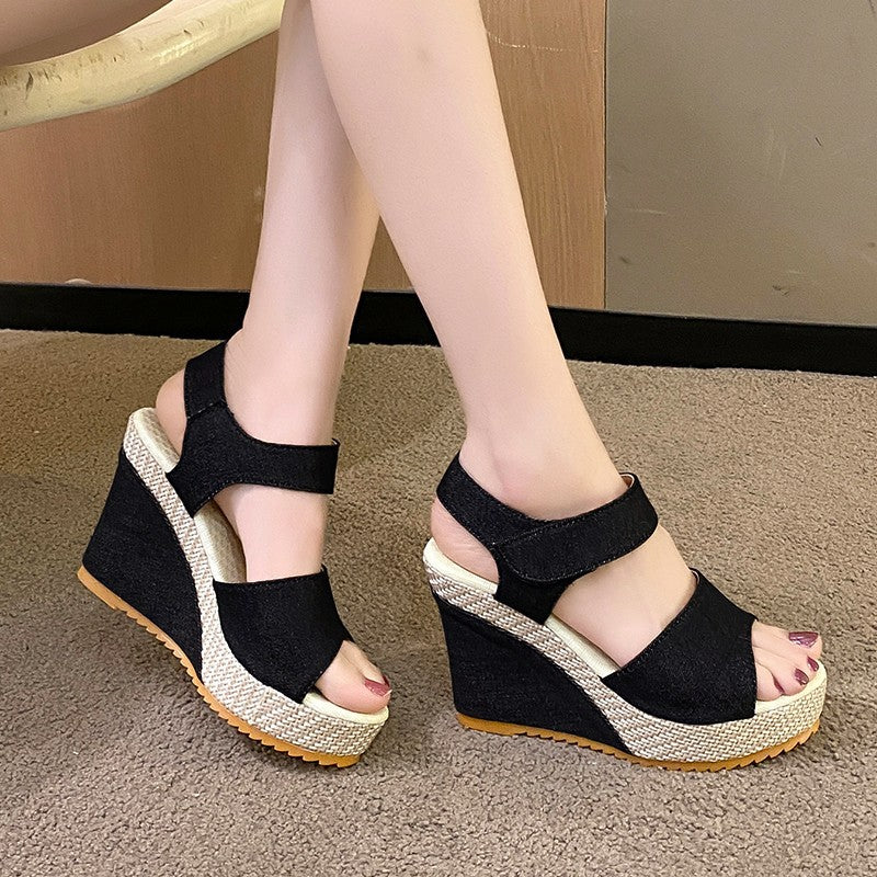 Damen Wedge-Sandalen mit geflochtenem Espadrille-Detail R&B