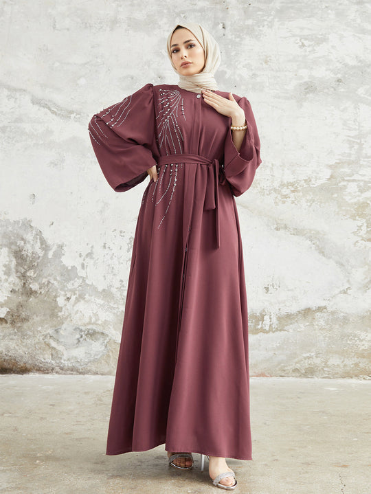 Damen Maxi-Kleid mit funkelnden Applikationen und elegantem Gürtel R&B