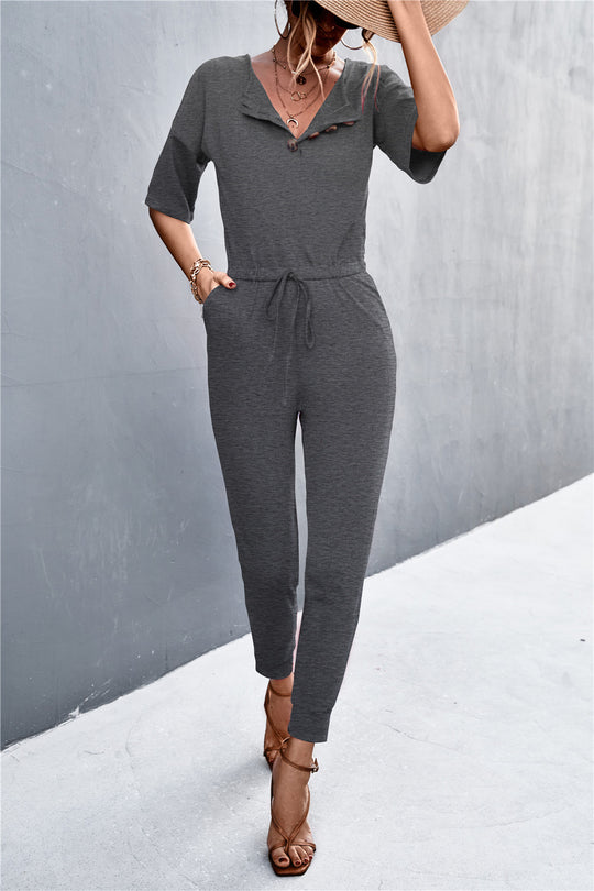 Damen Jumpsuit mit elegantem V-Ausschnitt und praktischen Taschen R&B