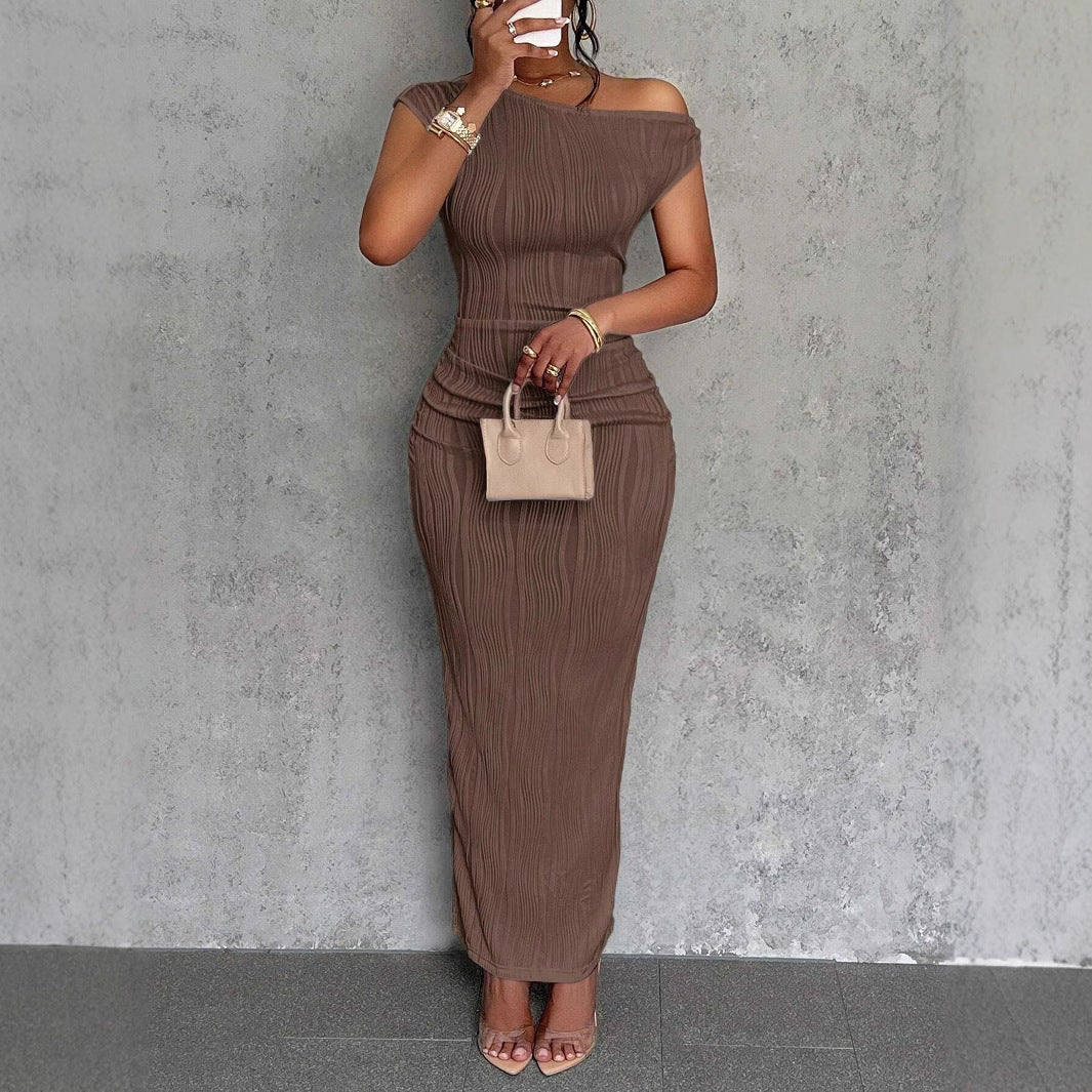 Damen Maxi-Kleid mit asymmetrischem Schnitt und elegantem Plissee R&B