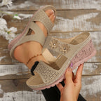 Damen Komfortable Sandalen mit floraler Perforation und ergonomischem Fußbett R&B