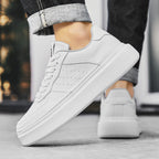 Damen Sneaker mit modernem und minimalistischem Design