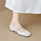 Damen Ballerinas mit elegantem Riemen und modischer Blütenverzierung