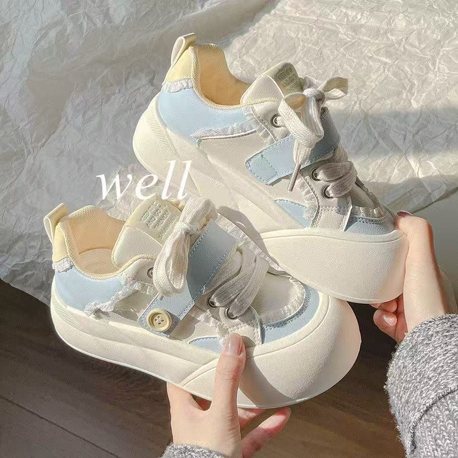 Damen Sportliche Sneakers mit besonderem Schnürsystem und bequemem Fußbett R&B