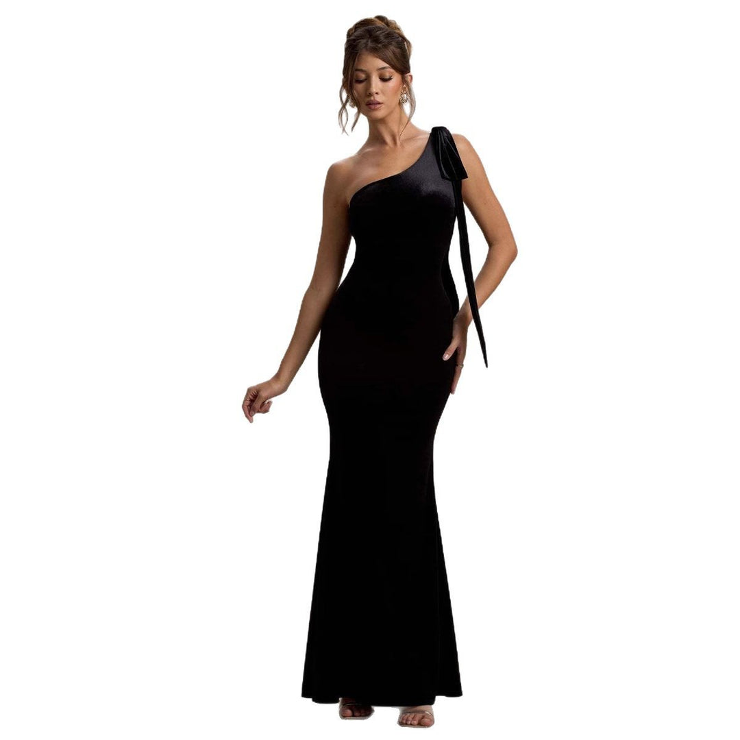 Damen figurbetontes Abendkleid mit asymmetrischem Träger und schickem Saum R&B