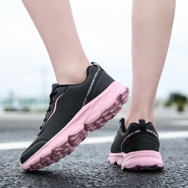 Damen Sneaker mit dämpfender Sohle und atmungsaktivem Obermaterial