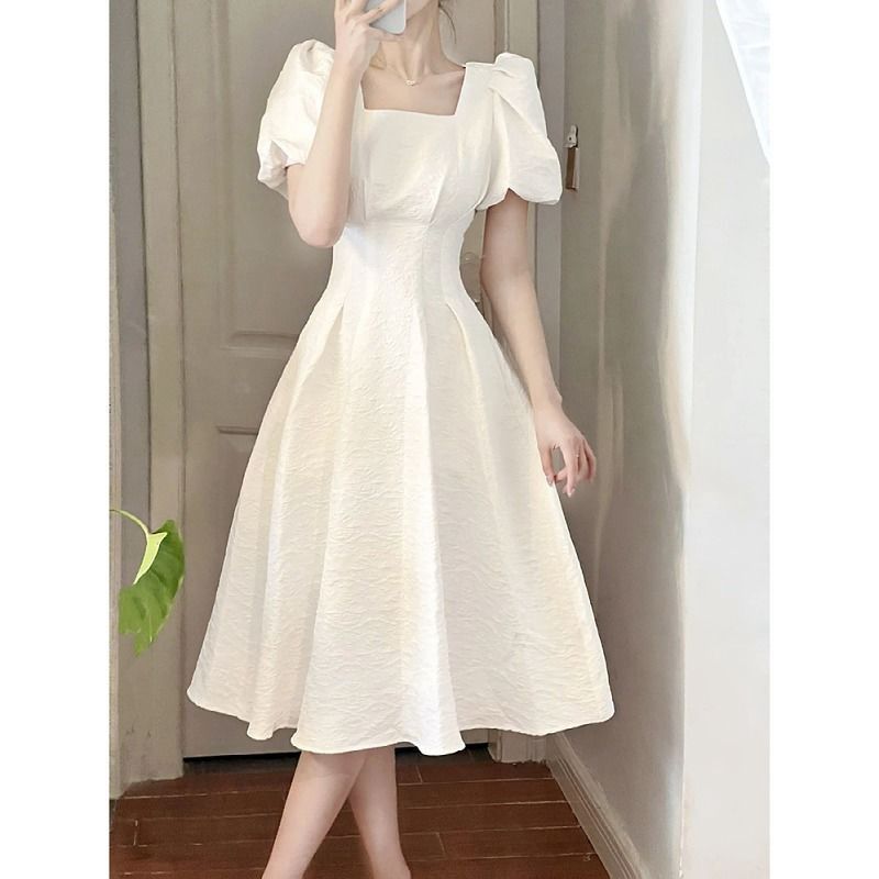 Damen elegantes Midi-Kleid mit quadratischem Ausschnitt und voluminösen Ärmeln
