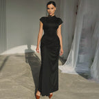 Damen Elegantes Maxikleid mit Drapierung und asymmetrischem Saum R&B
