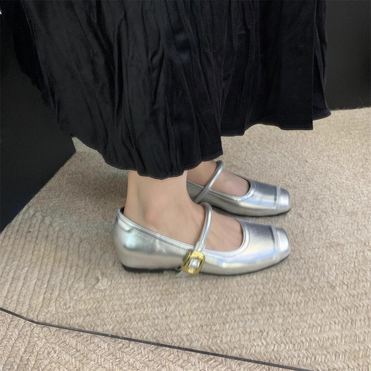 Damen Ballerinas mit eleganter Schnalle und metallischer Oberfläche R&B