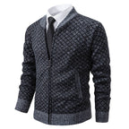 Herren modische Strickjacke mit modernem Zopfmuster und Reißverschluss
