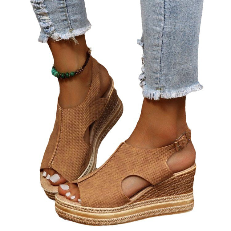 Damen Wedge-Sandalen mit offener Ferse und geschmackvollem Riemendesign R&B