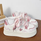 Damen Plateau Sneakers mit verspieltem Bärenmotiv und dämpfender Sohle