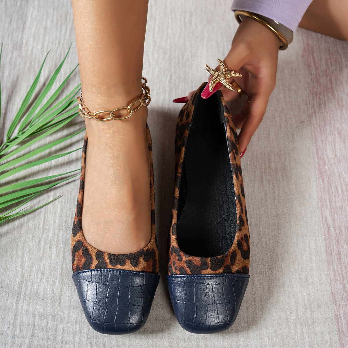 Damen elegante Ballerinas mit animalischem Muster und schlanker Silhouette R&B