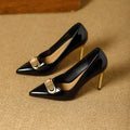 Damen stilvolle Lackpumps mit eleganter Goldschnalle