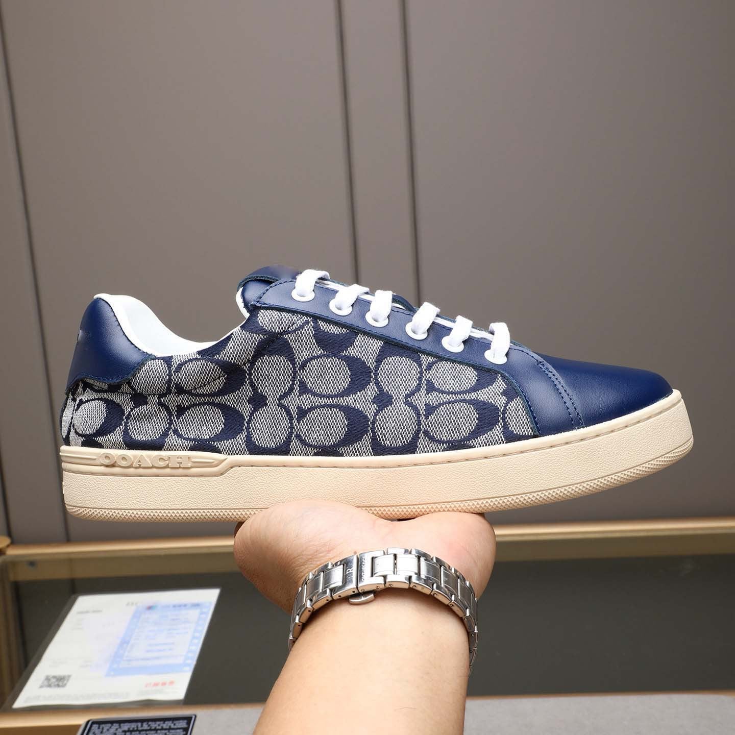 Damen Hochwertige Freizeitsneaker mit modischem Oberflächenmuster und rutschfester Sohle R&B