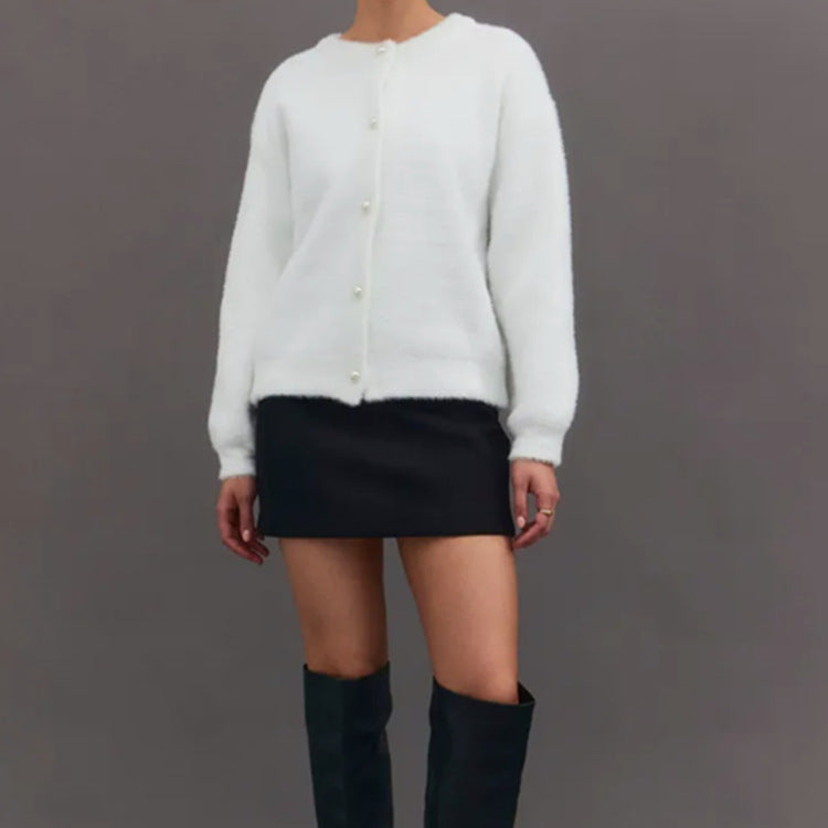 Damen Flauscher Cardigan mit dekorativen Perlenknöpfen R&B