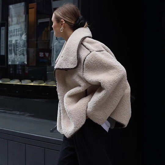 Damen oversized Teddyjacke R&B