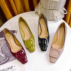 Damen elegante Pumps mit schickem Schmuckdetail und komfortablem Absatz