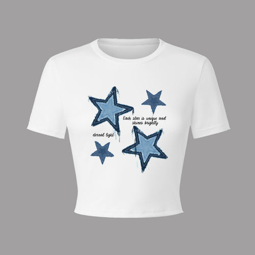 Damen Crop-T-Shirt mit kreativem Herzmotiv und motivierendem Schriftzug R&B