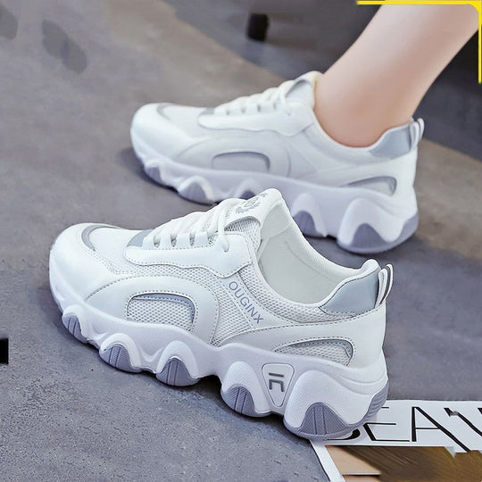 Damen Sportliche Sneakers mit futuristischem Design und hochdämpfender Sohle R&B