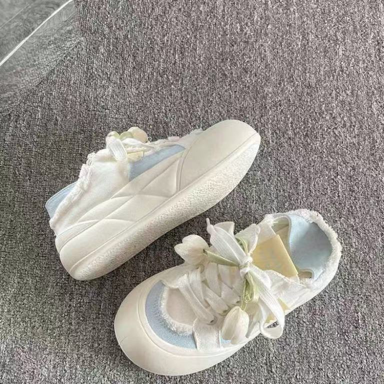 Damen Sneakers mit floralem Dekor und einzigartigem Schnürsystem R&B