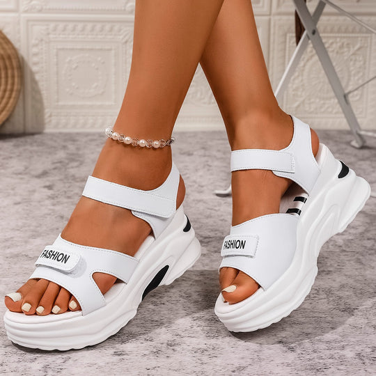 Damen Sportliche Wedge-Sandalen mit verstellbaren Riemen und komfortablem Fußbett R&B