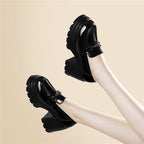 Damen Moderne Plateau-Schuhe mit modischer Schnallen-Detail R&B
