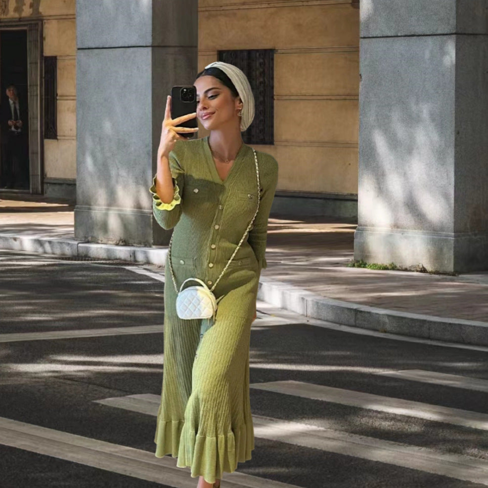 Damen Strickmaxikleid mit Knopfleiste und modischem V-Ausschnitt R&B