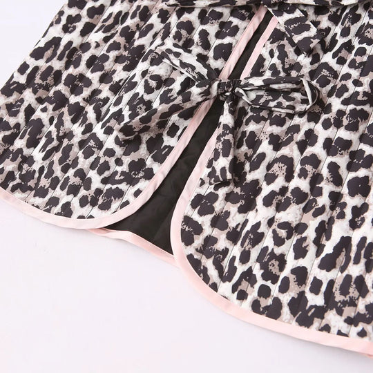Damen gesteppte Weste mit Leopardenmuster und dekorativem Bindeband R&B