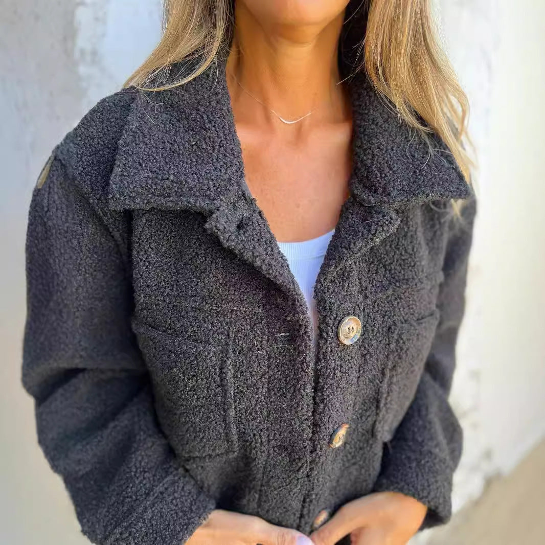 Damen Kuschelige und modische Fleecejacke mit praktischen Taschen R&B