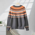 Damen Strickjacke mit aufwendigen geometrischen Mustern und nachhaltigem Material
