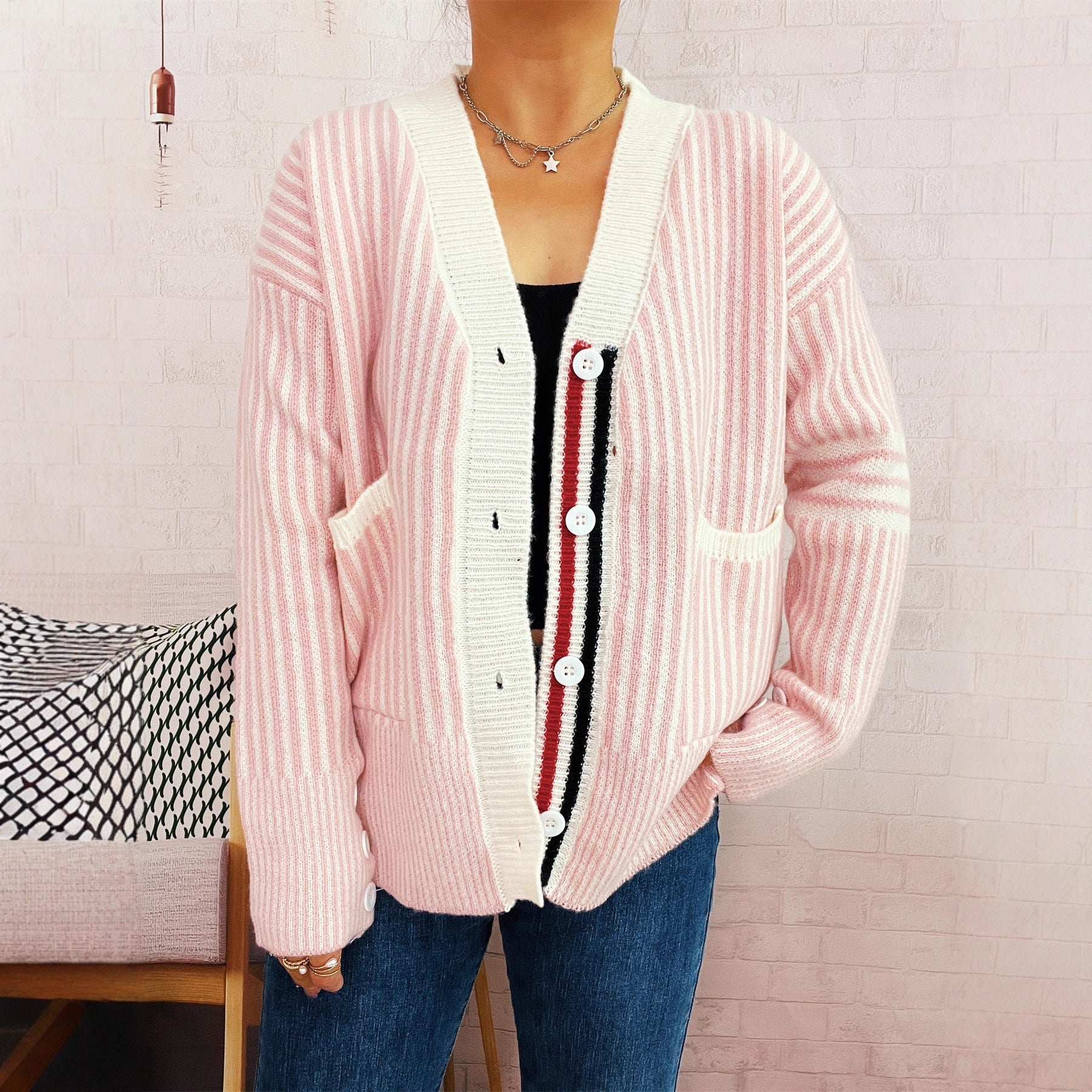 Damen Strickjacke mit modischem Streifenmuster R&B