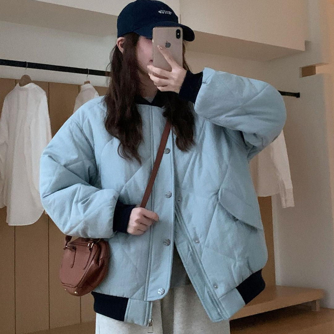 Damen Kuschelige gesteppte Jacke mit Druckknöpfen und weichem Innenfutter R&B