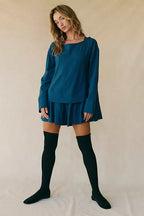 Damen Skaterkleid mit weitem Oberteil und formschöner Rockpartie
