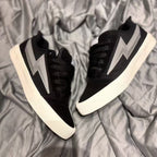 Damen Sportliche Sneakers mit dynamischem Blitzdesign R&B