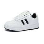 Damen Sportliche Sneakers im Retro-Look mit farblichen Akzenten