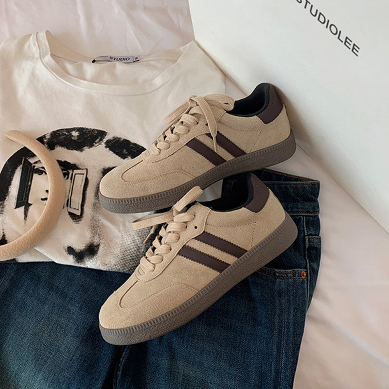 Damen Sneakers aus hochwertigem Wildleder mit sportlichem Schnürdesign R&B