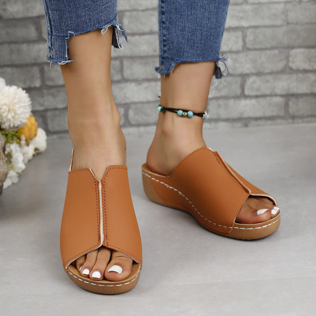 Damen Exklusive Slip-On Pantoletten mit modischem Schnitt und atmungsaktivem Obermaterial