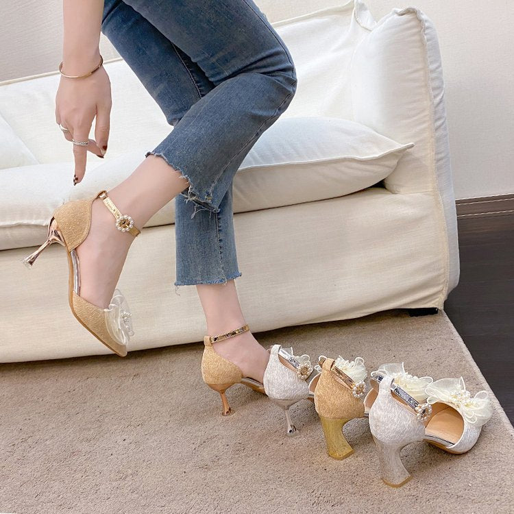 Damen elegante Pumps mit zierlichem Blumenschmuck R&B
