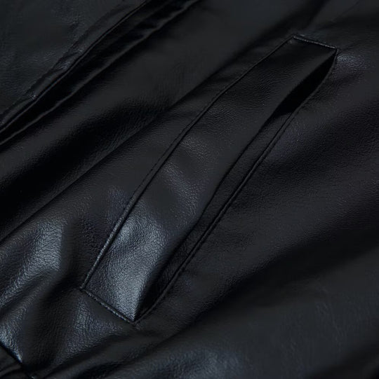Damen Kunstlederjacke mit modischem Stehkragen und praktischen Taschen R&B
