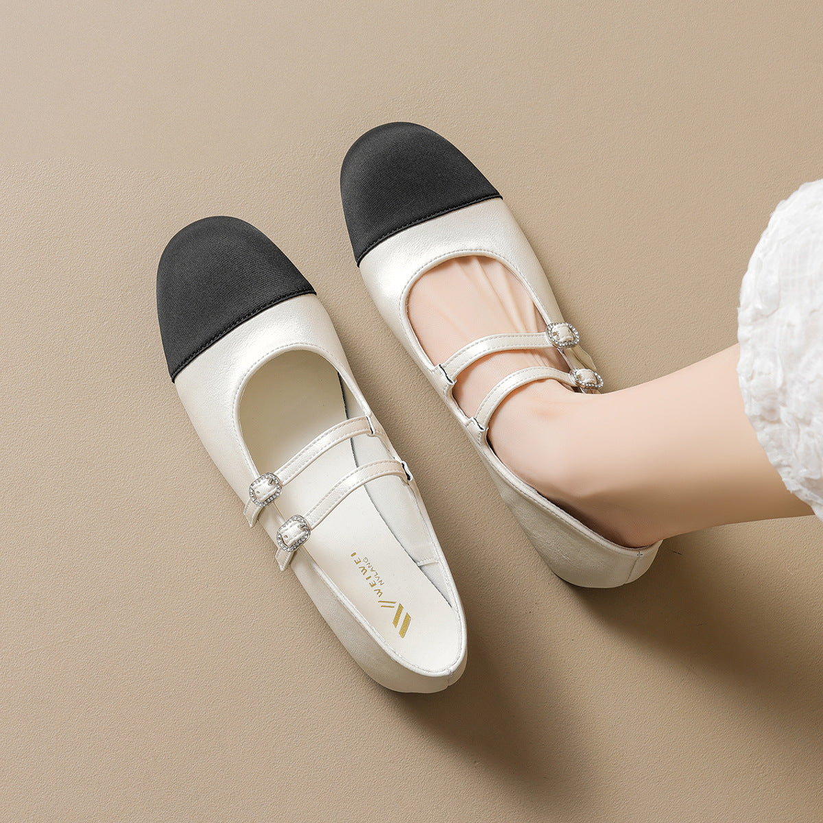 Damen Ballerina-Schuhe mit doppeltem Riemen und glänzender Schnallenverzierung
