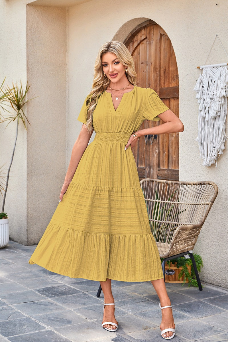 R&B | Kleid mit V-Ausschnitt und plissierten Blasenärmeln