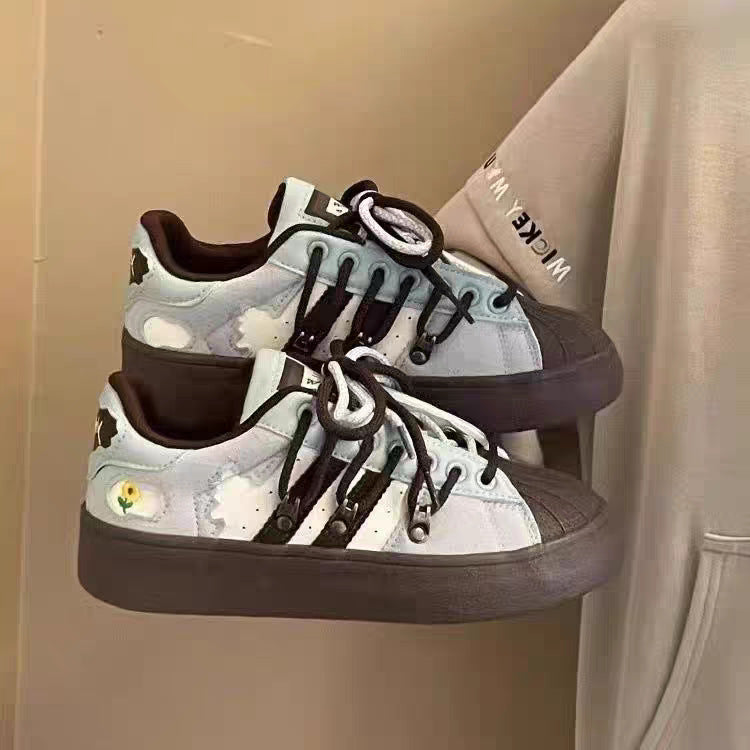 Damen Sportliche Sneakers mit robustem Gummiprofil und atmungsaktiver Oberflächenstruktur R&B
