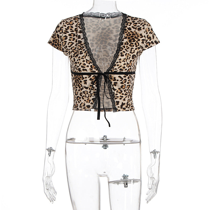 Damen Kurzes Oberteil mit kreativem Animal-Print und edlen Spitzenakzenten R&B