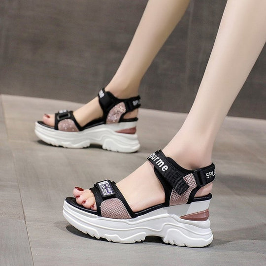 Damen Sportliche Sandalen mit glitzerndem Riemendesign R&B