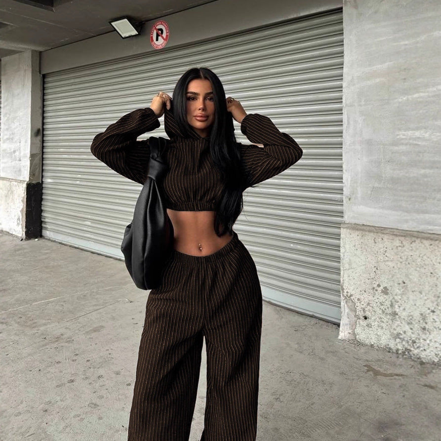 Damen modisches Streifen-Set mit cropped Oberteil und weit geschnittenen Hosen R&B