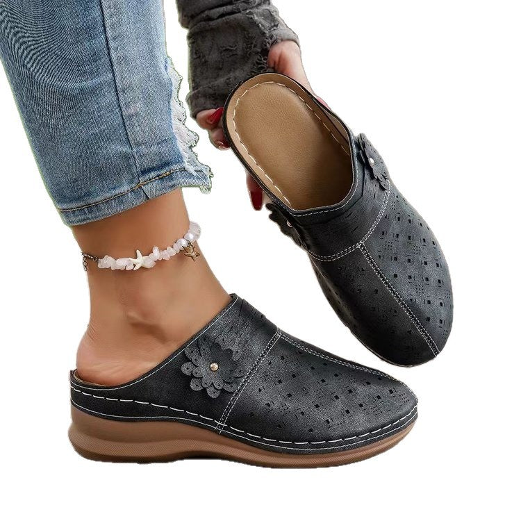 Damen bequeme Clogs mit atmungsaktivem Lochmuster und dekorativer Blumendetails R&B