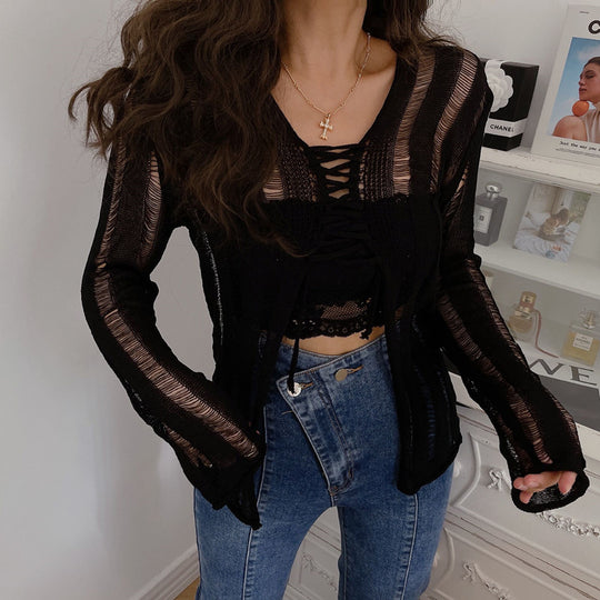 Damen Strickjacke mit modernem Schnürdesign und feinen Lochmustern R&B