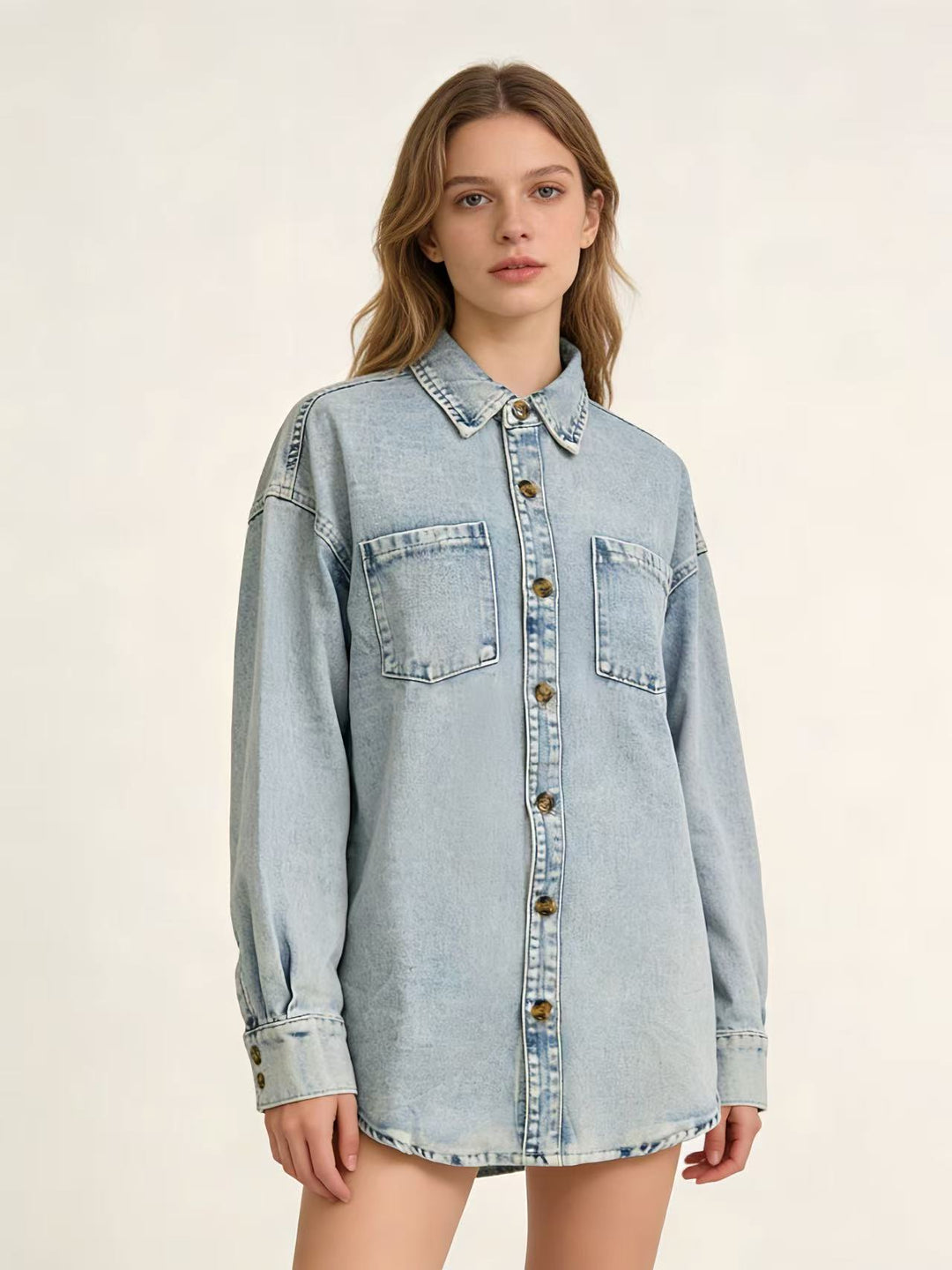 Damen Oversized Denim-Hemd mit aufgesetzten Taschen R&B